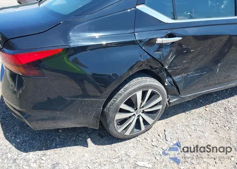 2019 Nissan Altima 2.5 Platinum from USA, damaged, VIN 1N4BL4FW0KC190361